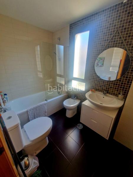 Foto ead1e396-2471-449c-a572-b3da08280abd. Casa adossada amb calefacció aparcament a Nuevo Hospital Ciudad Real