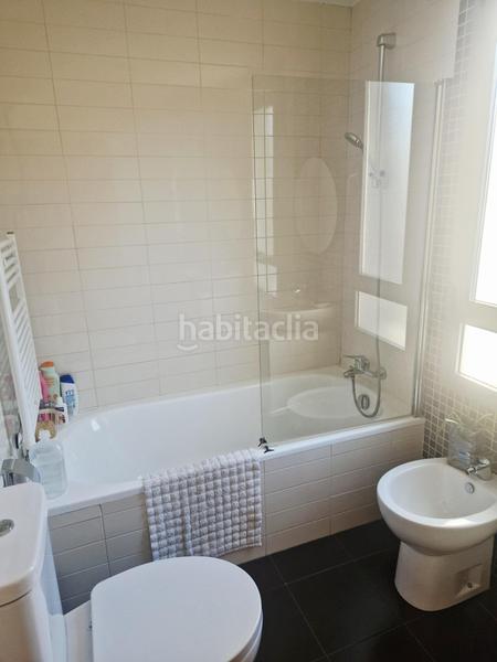 Foto 26cde7fd-890a-4174-99df-9ea457c83b7e. Semi detached house with heating parking in Nuevo Hospital Ciudad Real