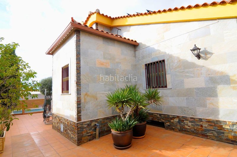 Foto 277050aa-8f13-4a32-b9c5-6719af9de2c1. Chalet mit parking pool in Valdepeñas