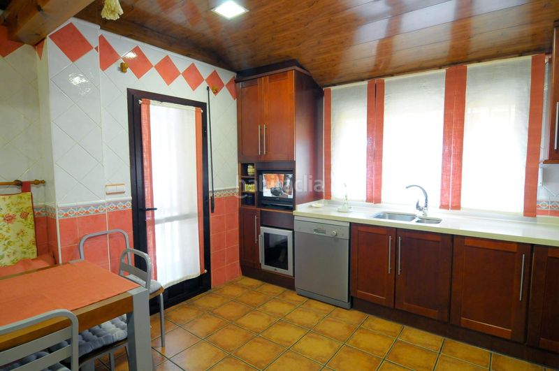Foto 2e7828f0-f412-41c4-b569-34b9cd2a523a. Chalet mit parking pool in Valdepeñas