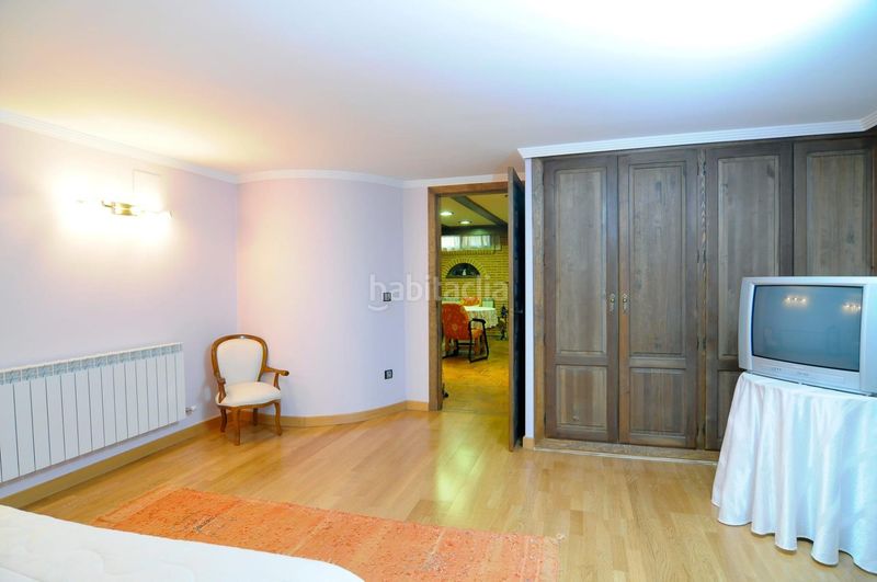 Foto 70a9c2be-e553-470e-aeaf-62aedeb2b986. Chalet mit parking pool in Valdepeñas