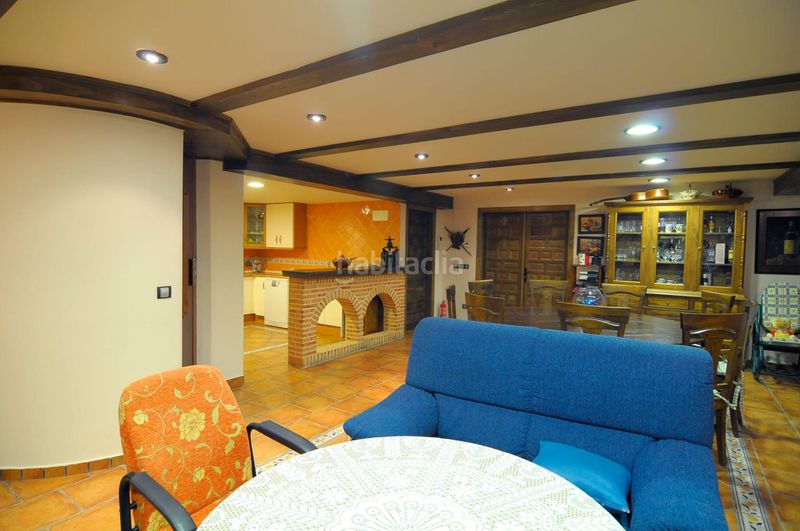Foto 8cc8d657-4117-4409-a0b8-8ea37e4c0684. Chalet mit parking pool in Valdepeñas