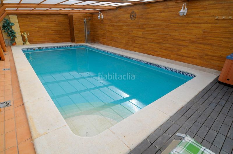 Foto ce466e89-4286-47d4-9eeb-af9d09bf1aba. Chalet mit parking pool in Valdepeñas