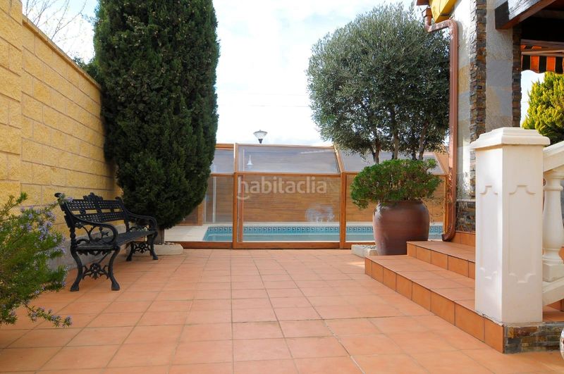 Foto d87eda3b-fb9d-4151-b707-5f98c380c5b1. Chalet mit parking pool in Valdepeñas