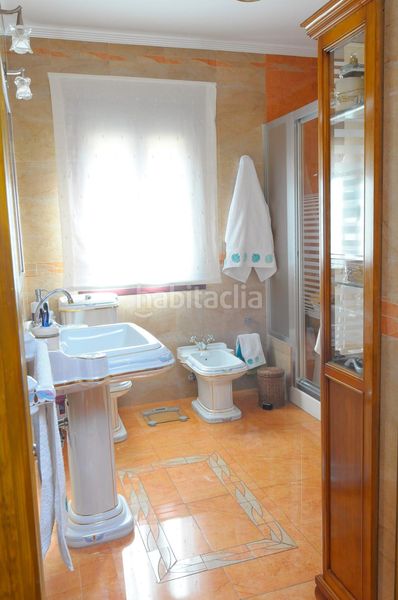 Foto ff21718c-c25b-47d8-8816-a046c3251197. Chalet mit parking pool in Valdepeñas