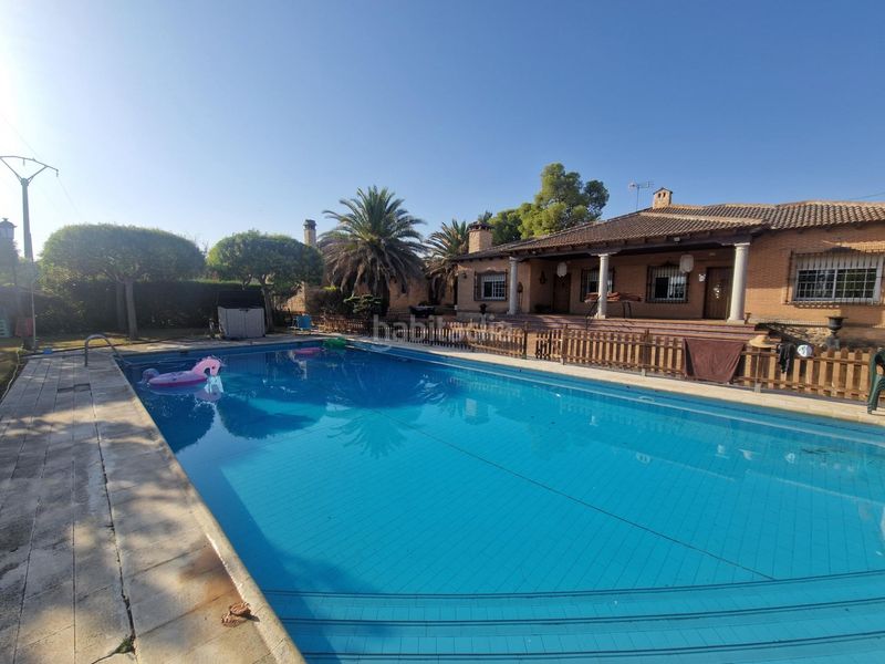 Foto 31c1a7cd-e355-45fb-8b5a-fdab3d41e1be. Chalet con riscaldamento parcheggio piscina in Almodóvar del Campo