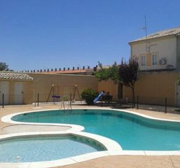 Semi detached house  Calle cuerda. Amplio adosado con m�ltiples comodidades en torralba de calatrav