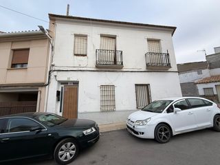 Semi detached house  Calle guindalera