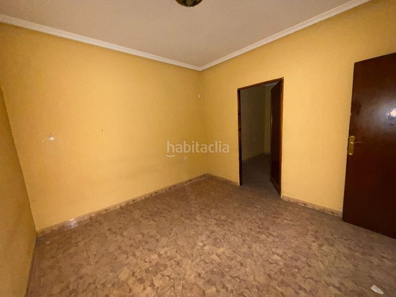 Foto 682b3c4a-32d5-4261-a7c6-3090f7ec0109. Casa adossada a Tomelloso