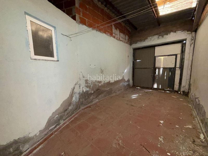 Foto f3c7db59-3b77-4f30-b2ed-ce72ad837a2a. Casa adossada a Tomelloso