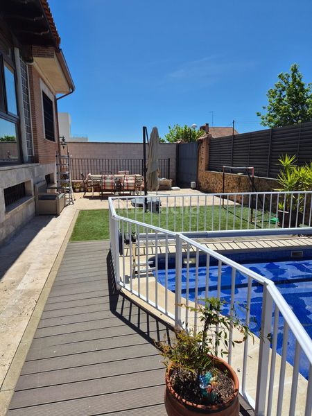 Foto 1acf3953-6937-4541-b949-9466be692434. Xalet amb calefacció aparcament piscina a Ciudad Jardín Ciudad Real