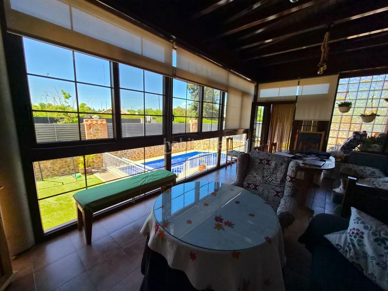 Foto 46f5063b-f8ae-4ba6-98a6-58a05934972e. Xalet amb calefacció aparcament piscina a Ciudad Jardín Ciudad Real