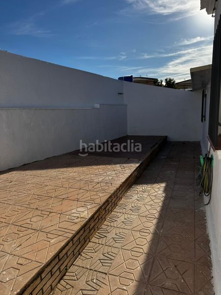Foto 8758742d-a857-4861-b900-b8827ac245a5. Casa adossada amb aparcament a El Poblado - Abulagar Puertollano