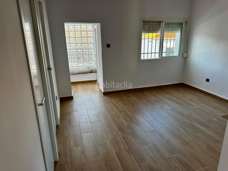 Foto af0356df-a541-4605-9c37-bfd8e0496a24. Casa adossada amb aparcament a El Poblado - Abulagar Puertollano