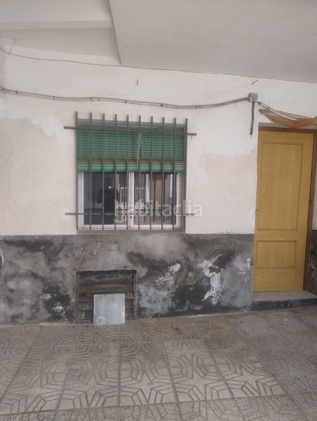 Foto b4cc2051-9675-45b4-8a52-eb6de418c422. Planta baixa a calle san roque a Daimiel