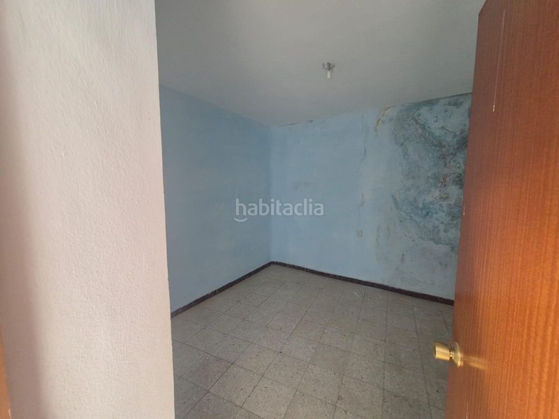 Foto a6636ca2-d042-4781-bf5c-61ab49e15644. Casa amb aparcament a Herencia