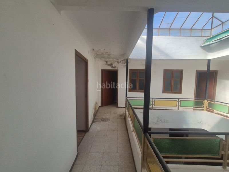 Foto b754c82a-fb05-471f-a26e-f3208d3f3739. Casa amb aparcament a Herencia