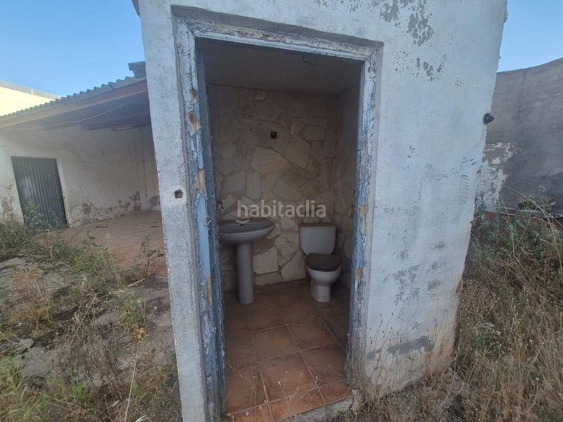 Foto c6cb375b-da34-4c6e-aa51-b0980bd3dec7. Casa amb aparcament a Herencia