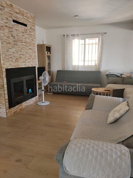 Foto 553f70c5-e4b4-448a-bac2-8b12aa8b1d48. Casa amb aparcament piscina a Área Rual - Valverde - Las Casas Ciudad Real