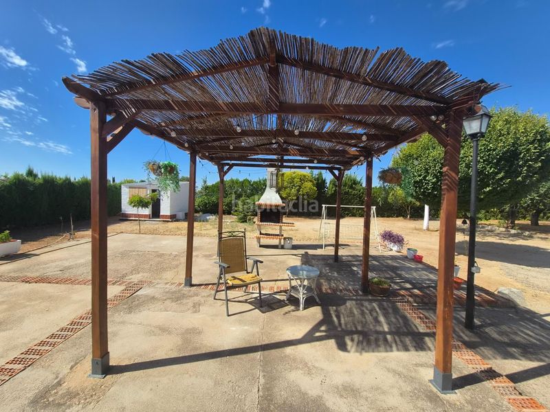 Foto 89a9ae5d-d538-48dd-a276-01ec72b6fe9f. Casa amb aparcament piscina a Área Rual - Valverde - Las Casas Ciudad Real
