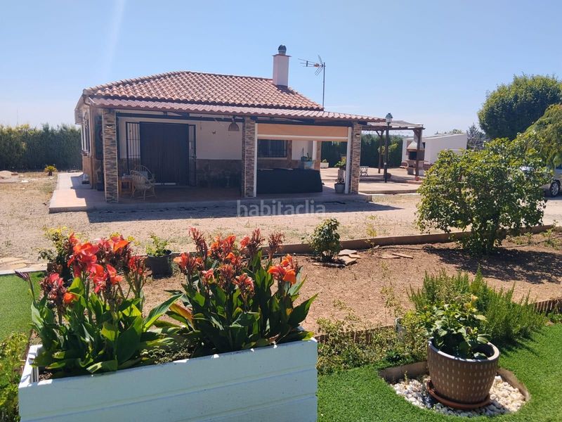 Foto a9047ee8-3402-4fc9-ac35-9a1e19e8d402. Casa amb aparcament piscina a Área Rual - Valverde - Las Casas Ciudad Real