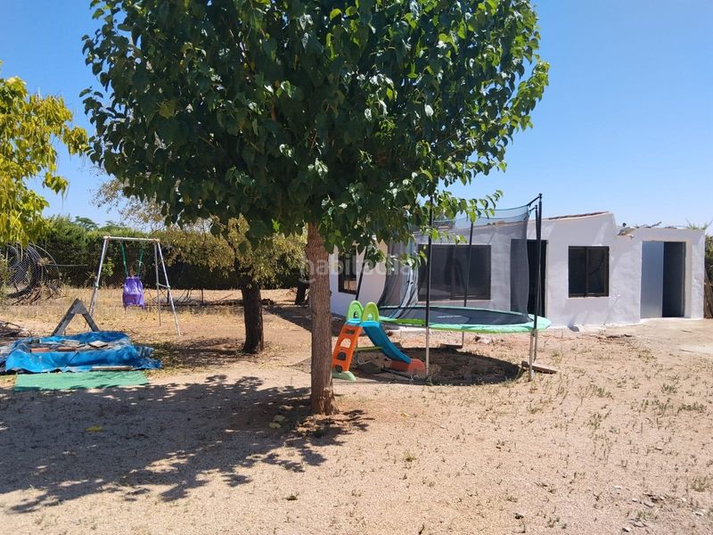 Foto e344ab6a-7376-4a80-9784-743950177b5b. Casa amb aparcament piscina a Área Rual - Valverde - Las Casas Ciudad Real