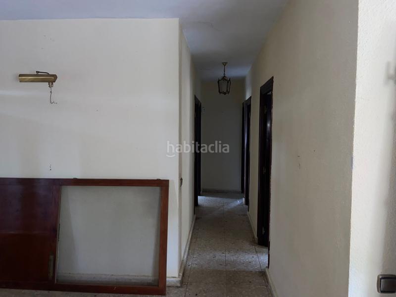 Foto 16db596d-7327-432b-84b8-01c26002472c. Chalet en avenida yedra en Piedrabuena