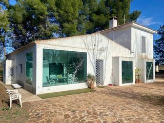 Chalet en Las cabras 0
