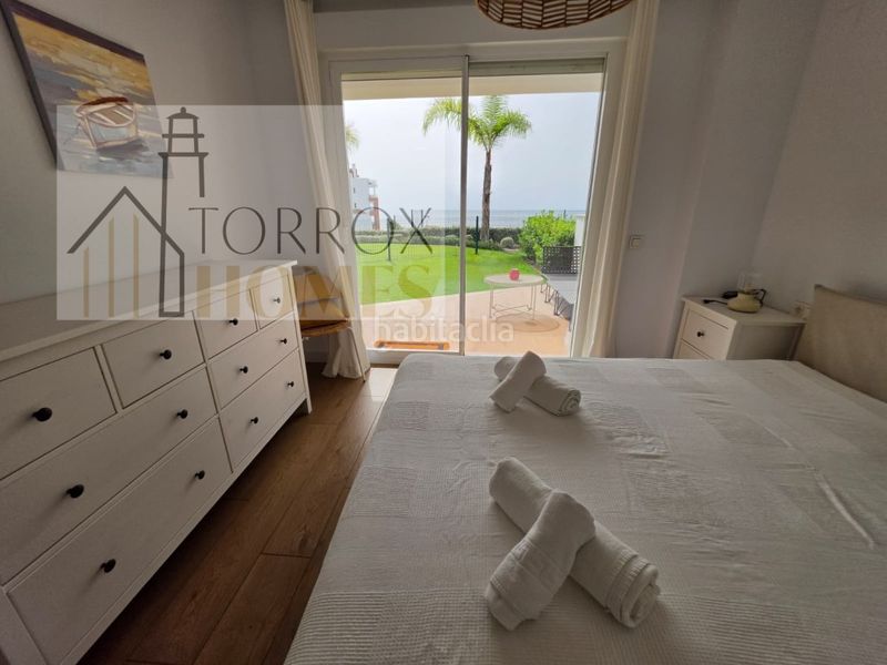 Foto 9f9a153b-2453-4768-a3d5-35f9dbef9266. Apartament amb aparcament a El Peñoncillo Torrox