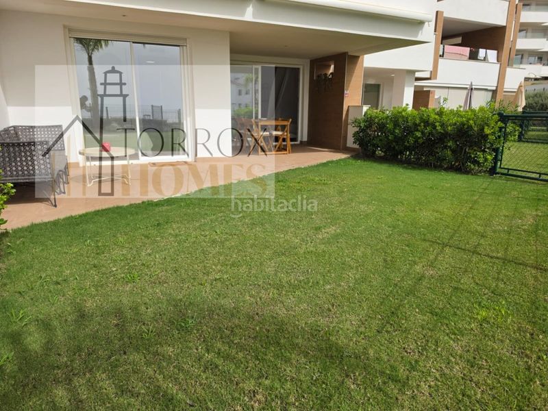 Foto cbe35cc0-d867-48f9-8276-5aeca5dc8b71. Apartament amb aparcament a El Peñoncillo Torrox