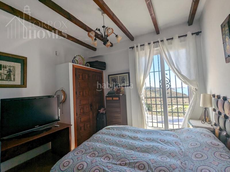 Foto 4942f6f1-ba29-4224-a53a-a9aa8592c05c. Bauernhof mit parking in Algarrobo pueblo Algarrobo