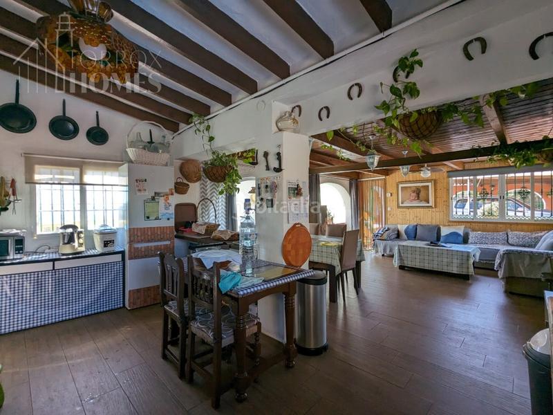 Foto 8339535b-99ce-4011-a728-e9645bdd2eed. Bauernhof mit parking in Algarrobo pueblo Algarrobo