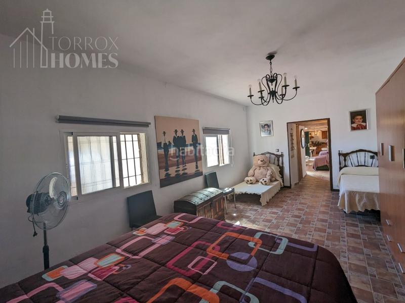 Foto 93db62ea-07c2-43e2-9908-761a324095a7. Bauernhof mit parking in Algarrobo pueblo Algarrobo