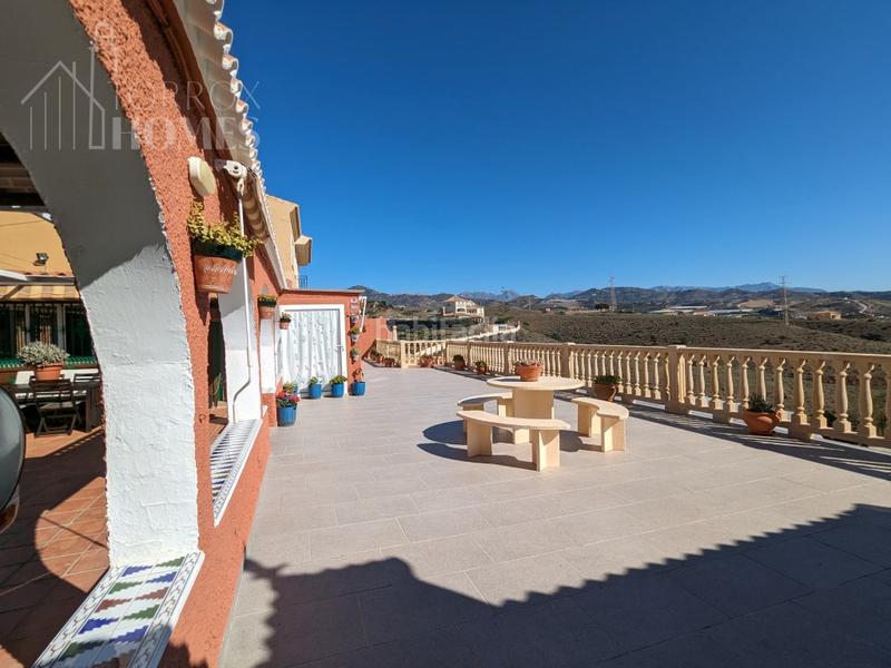 Foto cb4fa705-6dc6-4a4c-8628-a43ef10a2f15. Bauernhof mit parking in Algarrobo pueblo Algarrobo