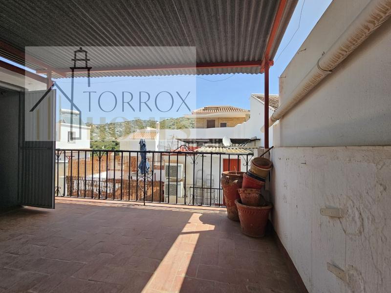 Foto c069cb84-4bc0-4f05-a56f-188d4bed3a48. House in Torrox pueblo Torrox