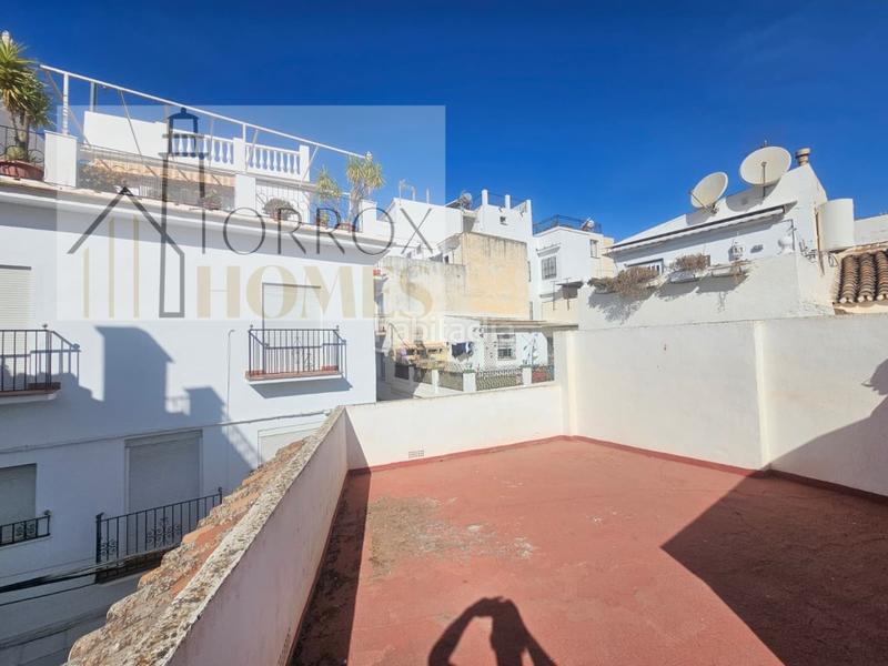 Foto ea5a131e-f5e9-481f-a751-ded09cce9513. Casa  pueblo con proyecto de reforma en Torrox pueblo Torrox