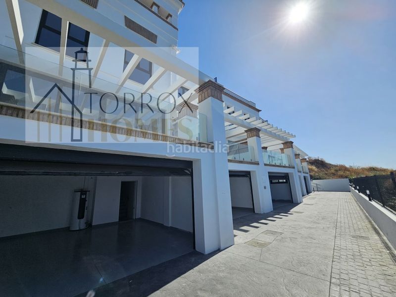Foto f2a5c9bd-16ed-4ba7-b776-e28825fa9997. Casa adossada amb aparcament a El Peñoncillo Torrox