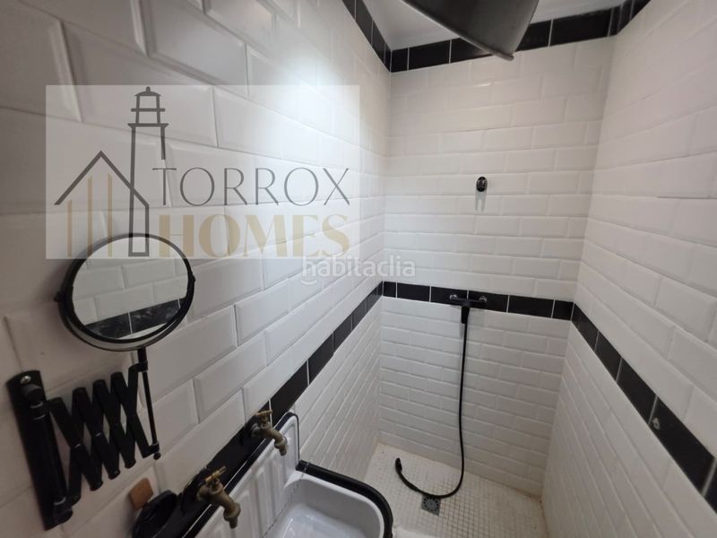 Foto d5f7c434-3de2-4fa3-bb0c-7a52552850ba. Casa amb aparcament a Torrox pueblo Torrox