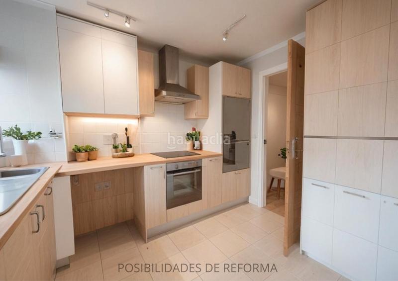 Foto 21145081-4b0e-444f-9444-a667581c1a3d. Etagenwohnung mit heizung parking in Aluche Madrid