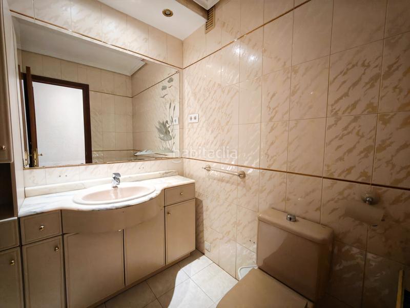 Foto aa42b5d3-2c37-4040-8a29-7cc751b1fddb. Etagenwohnung mit heizung parking in Aluche Madrid