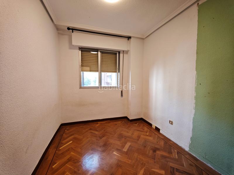 Foto d764640c-a76b-4907-b18f-68135d10bcf9. Etagenwohnung mit heizung parking in Aluche Madrid