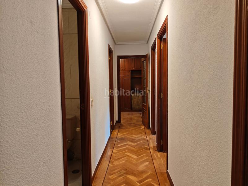 Foto daf30d06-26ec-4432-a9b2-b95fac080969. Etagenwohnung mit heizung parking in Aluche Madrid