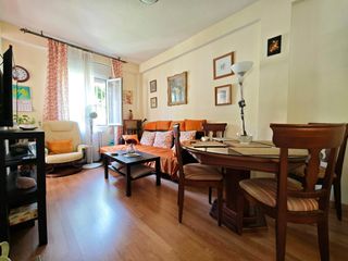 Appartamento in Lucero. Vivienda en venta en batán, junto a la casa de campo y con gran