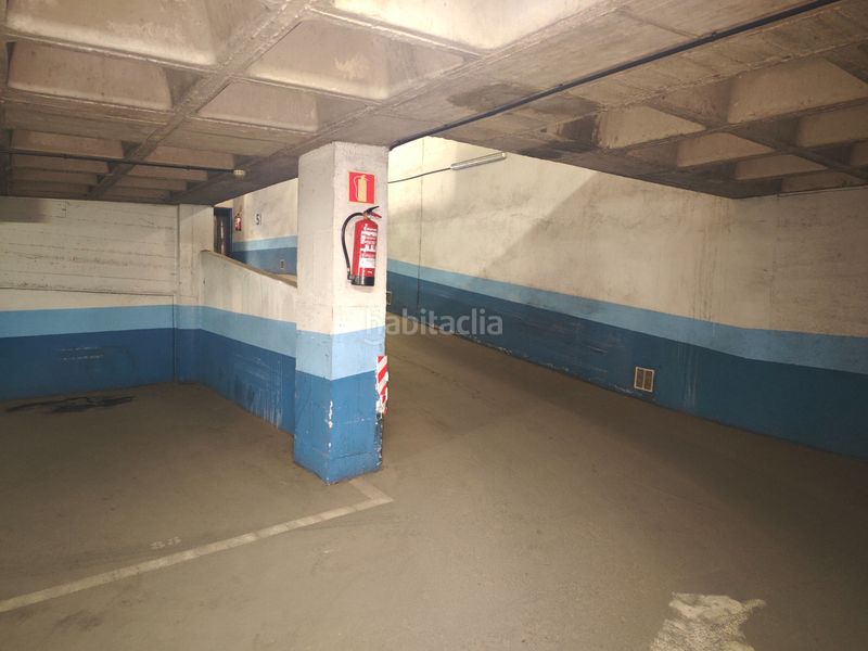 Foto 1c3305a2-221d-4f70-b671-5eee1b47caf8. Aparcament cotxe a Lucero Madrid