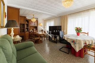 Pis  Av gregorio gea. Piso de 111 m2 con vistas en venta en mislata