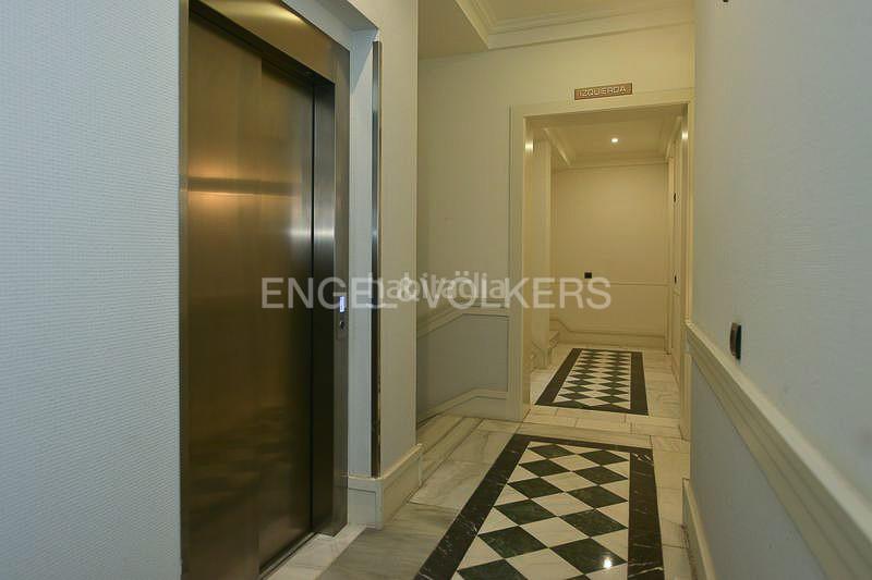 Foto fd1a12f8-69a7-4472-a424-e2d072f5eb65. Ático magnífico ático de lujo en castelar en Puerto Chico Santander