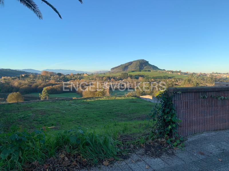 Foto a8e9acbb-99d5-4ab4-afd4-3443ba23490e. Terreny residencial a Boo Piélagos