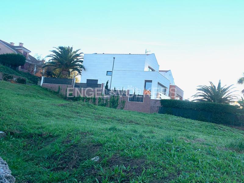 Foto ff223e0c-bcbc-4174-822f-d48af1d28a09. Terreny residencial a Boo Piélagos