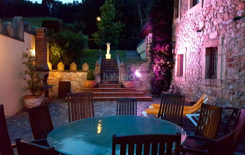 Foto 382ec095-040e-43a8-b7d1-260df128b961. Bauernhof mit heizung parking in Voto