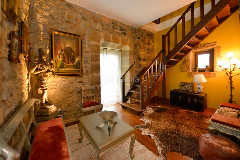 Foto 62c025db-118e-4399-b355-a759dab07f68. Bauernhof mit heizung parking in Voto